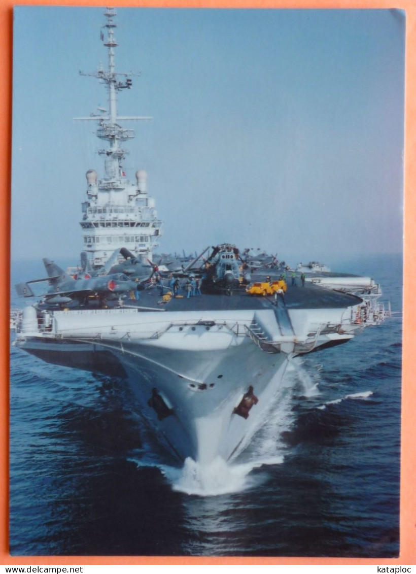 CARTE PORTE AVIONS FOCH - VERSO CACHET FLAMME "PORTE AVIONS FOCH" -SCAN RECTO/VERSO-10 - Warships