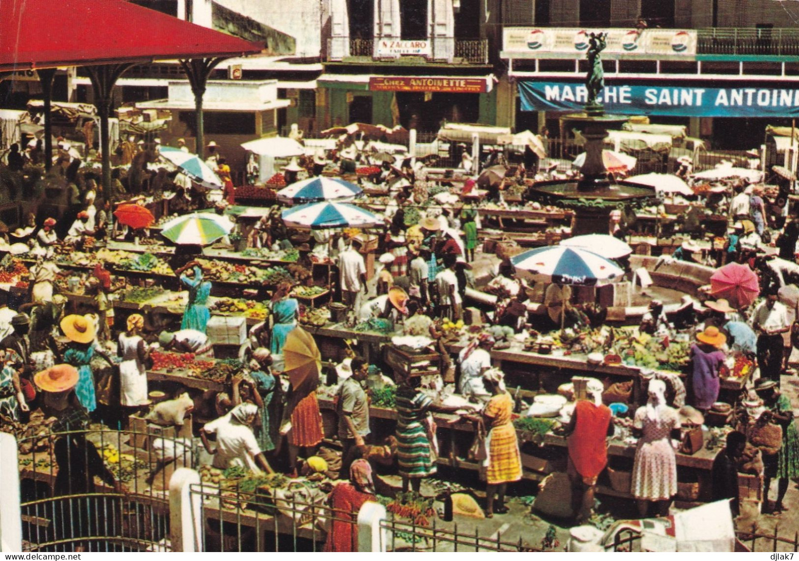 Guadeloupe Le Marché De Pointe à Pitre - Pointe A Pitre