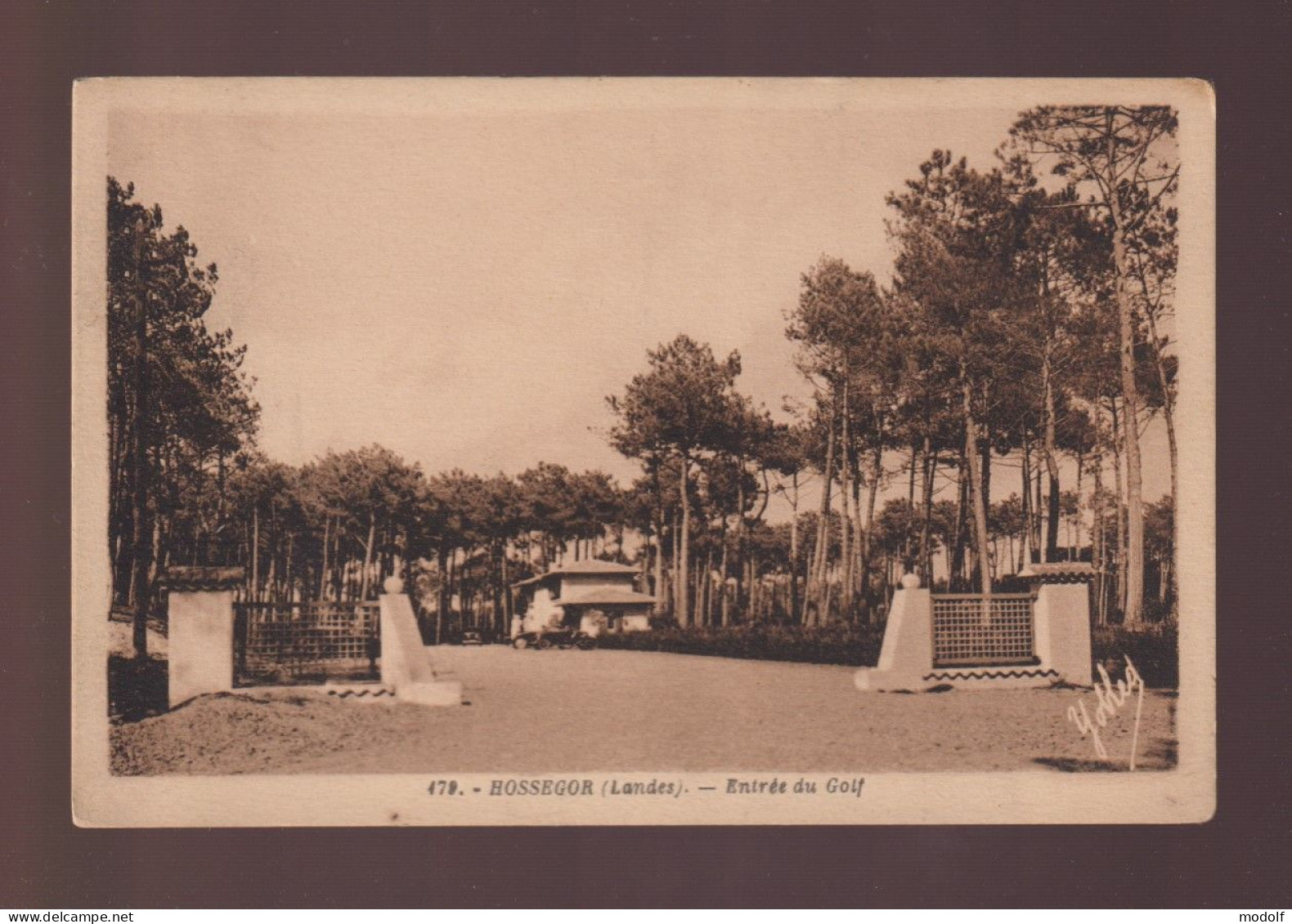 CPA - 40 - Hossegor - Entrée Du Golf - Circulée - Hossegor