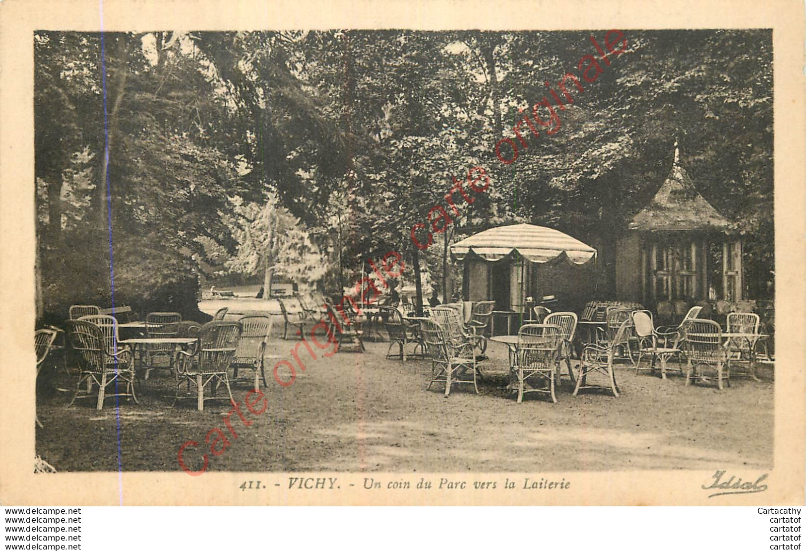 03.  VICHY .  Un Coin Du Parc Vers La Laiterie . - Vichy