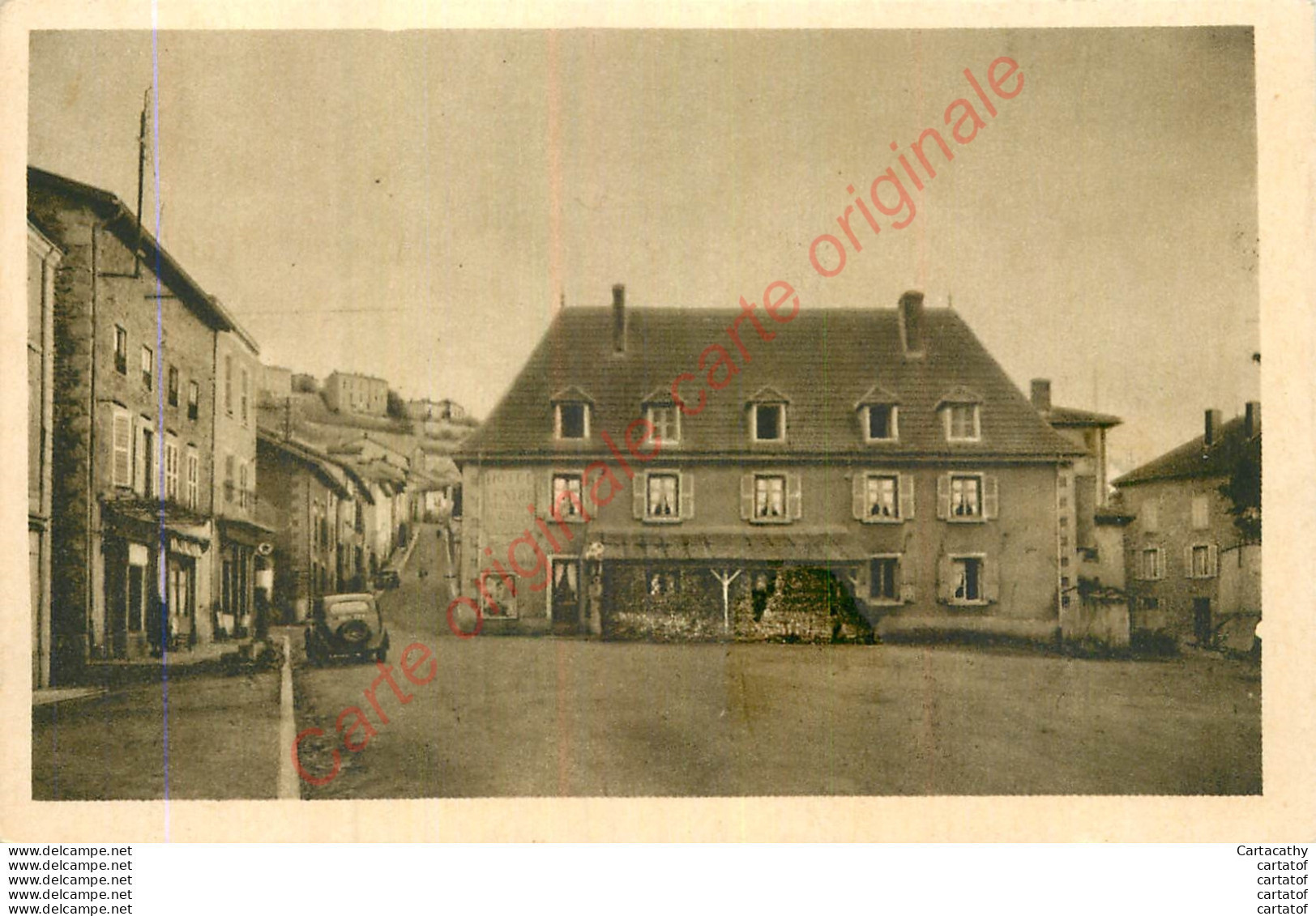 69.  BOURG DE THIZY .  Hôtel Du Centre . - Andere & Zonder Classificatie