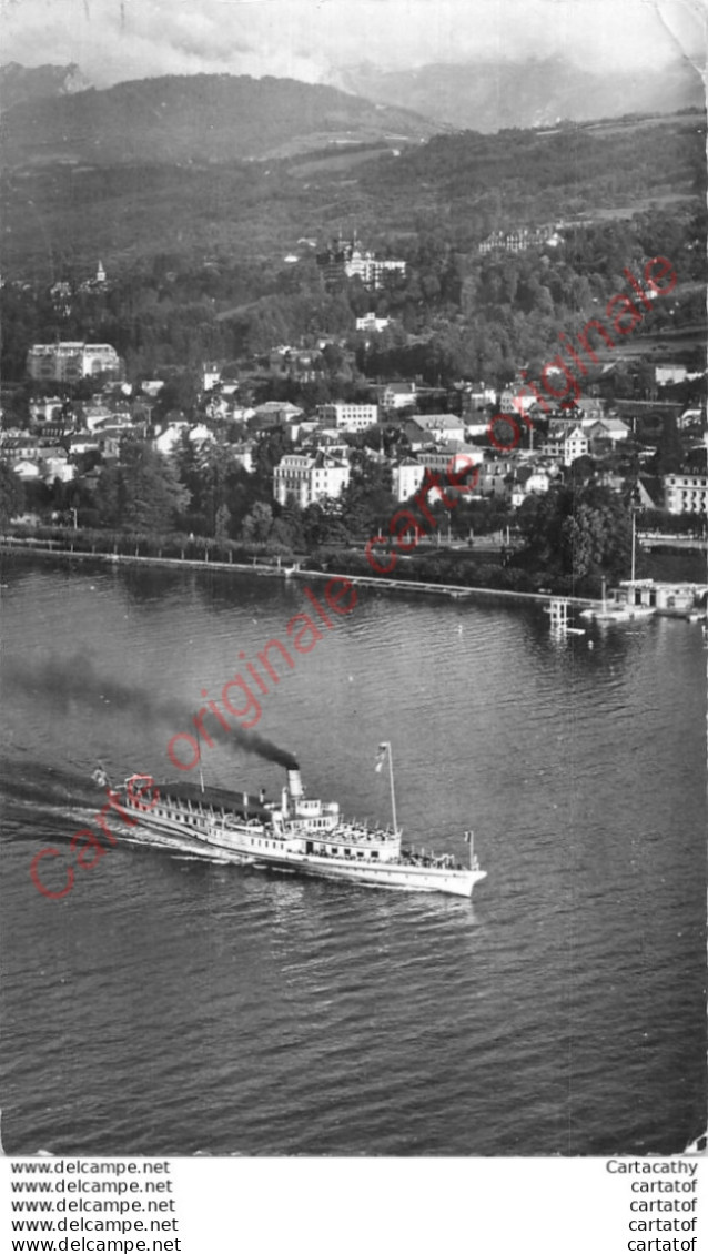 74.  EVIAN LES BAINS . Gros Bateau Sur Le Lac Léman .  - Evian-les-Bains