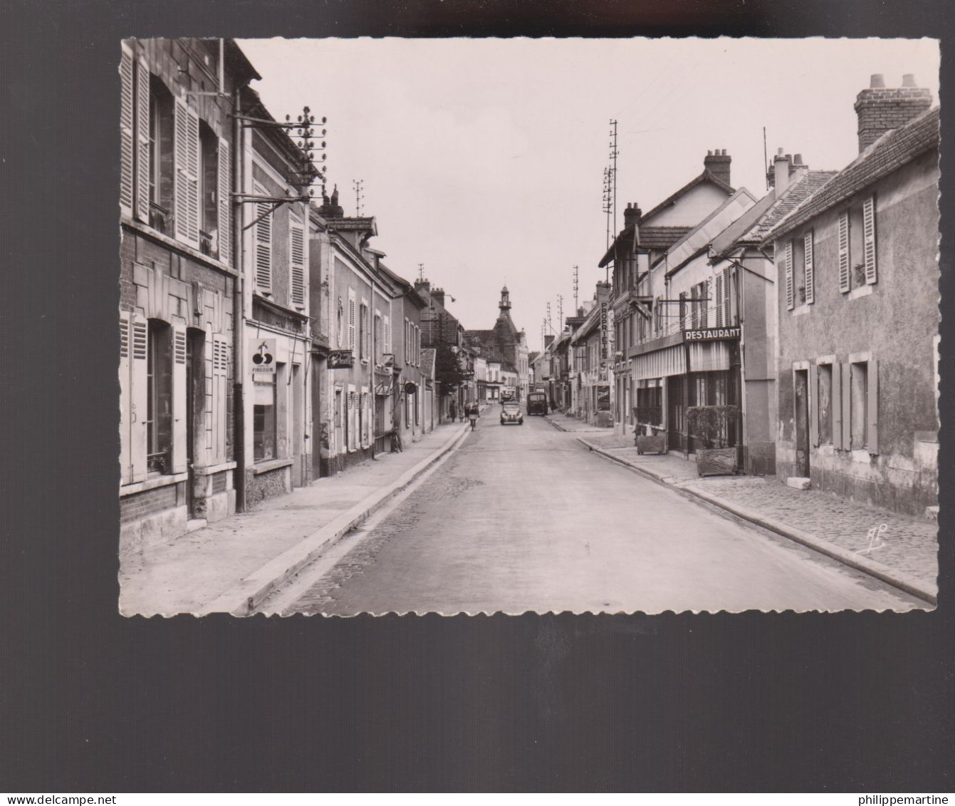 78 - Bonnières : La Rue Marcel Sembat - Voitures (Citroën 2CV...) - Bonnieres Sur Seine