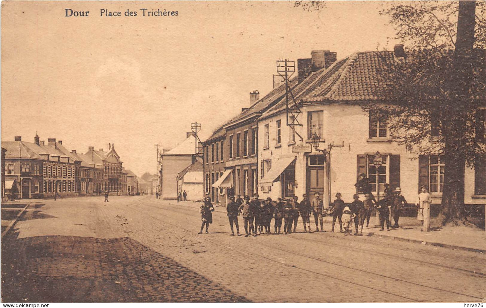 BELGIQUE - DOUR - Place Des Trichères - Dour