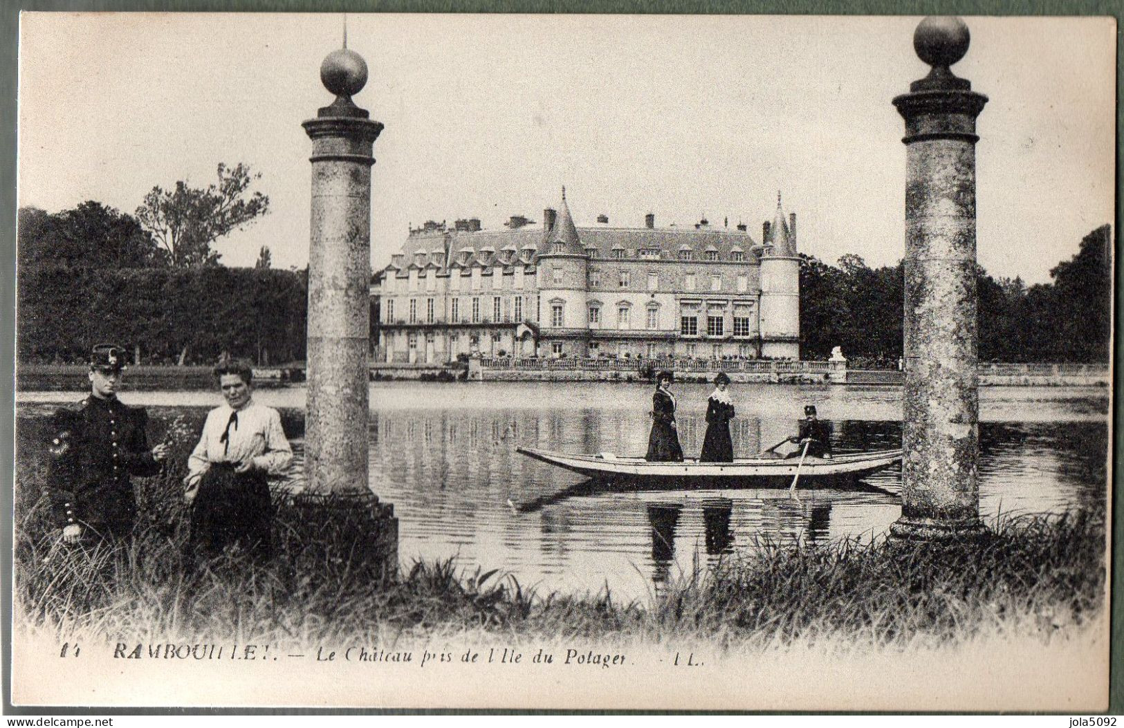 78 / RAMBOUILLET - Le Château Pris De L'Ile Du Potager - Rambouillet