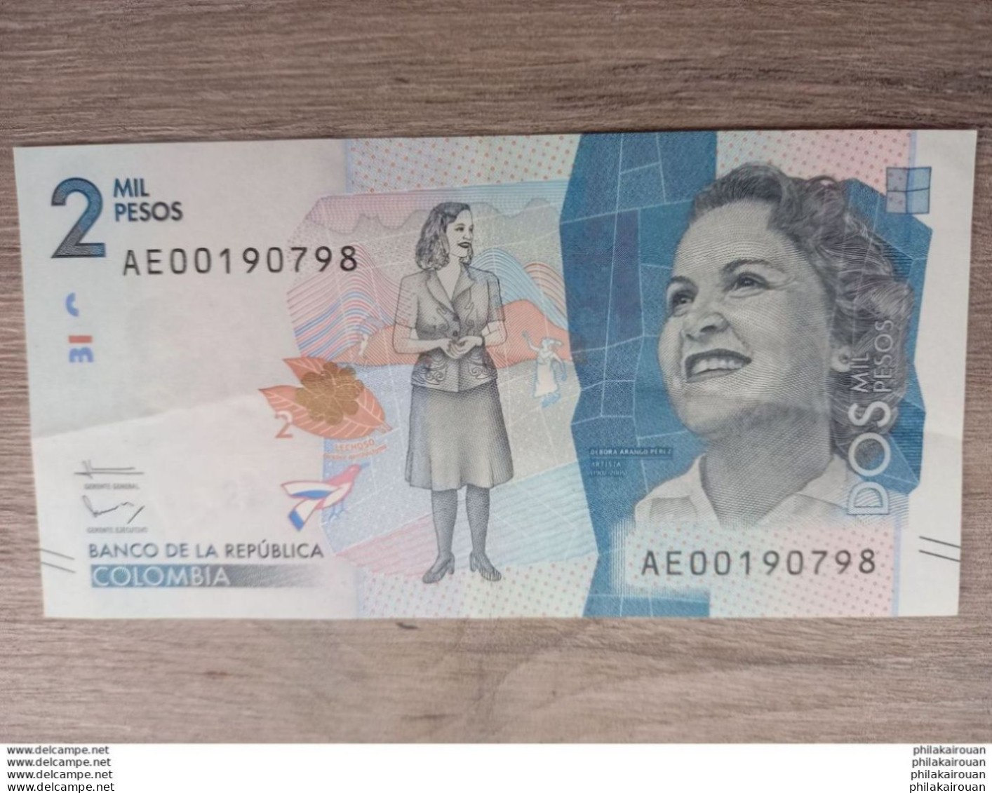 COLOMBIA P458b 2000 Pesos 2.8.2016 .avec Ses Inscriptions Au Stylo - Colombia