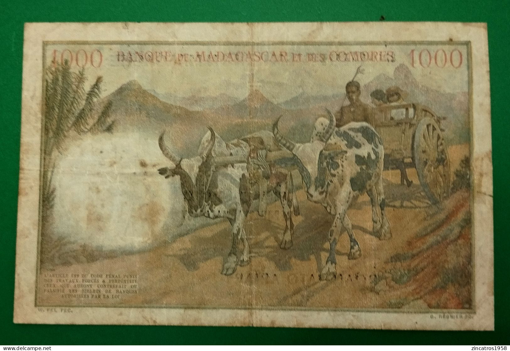 Banque Madagascar Et Comores / 1000 Francs Surchargé Madagascar 9/10/1952 P.54 / Trés Rare ++++ - Madagascar