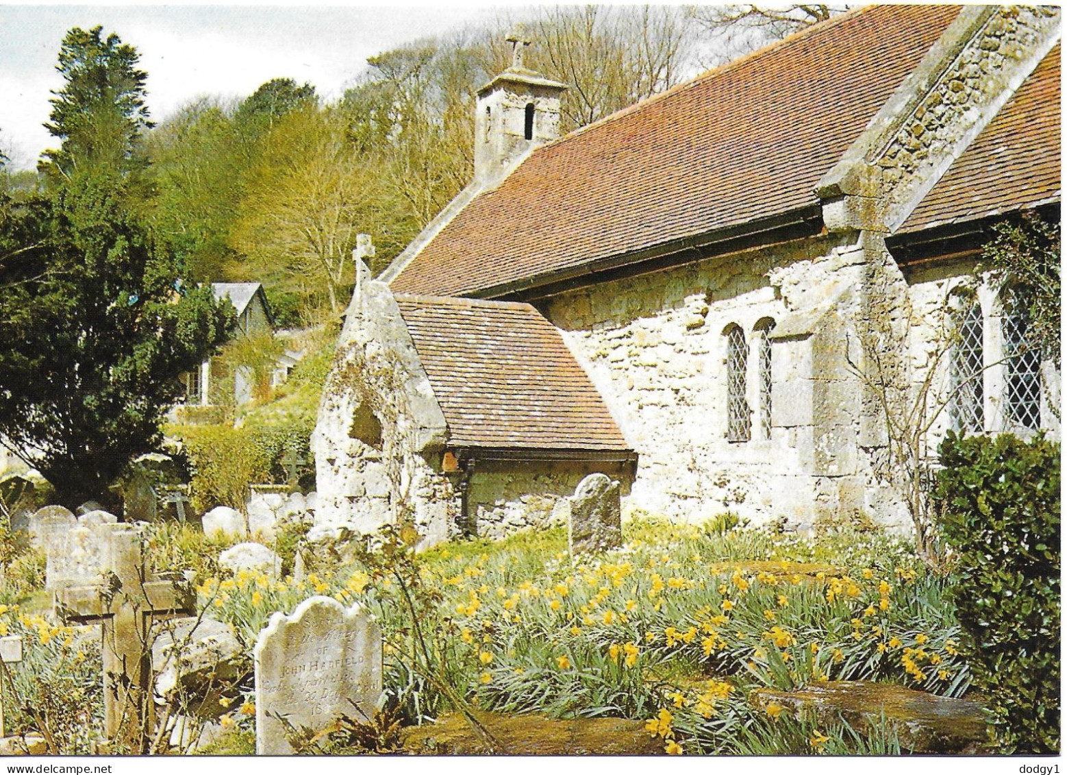 THE OLD CHURCH, BONCHURCH, ISLE OF WIGHT, ENGLAND. UNUSED POSTCARD   My3 - Kerken En Kloosters