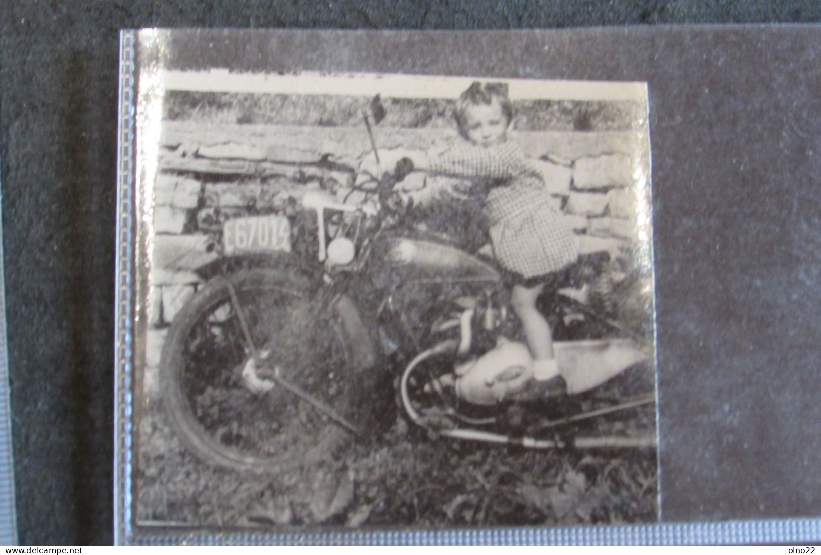 MOTO VILLIER - PHOTO AVEC ENFANT AU GUIDON - VOIR SCANS - Autres & Non Classés