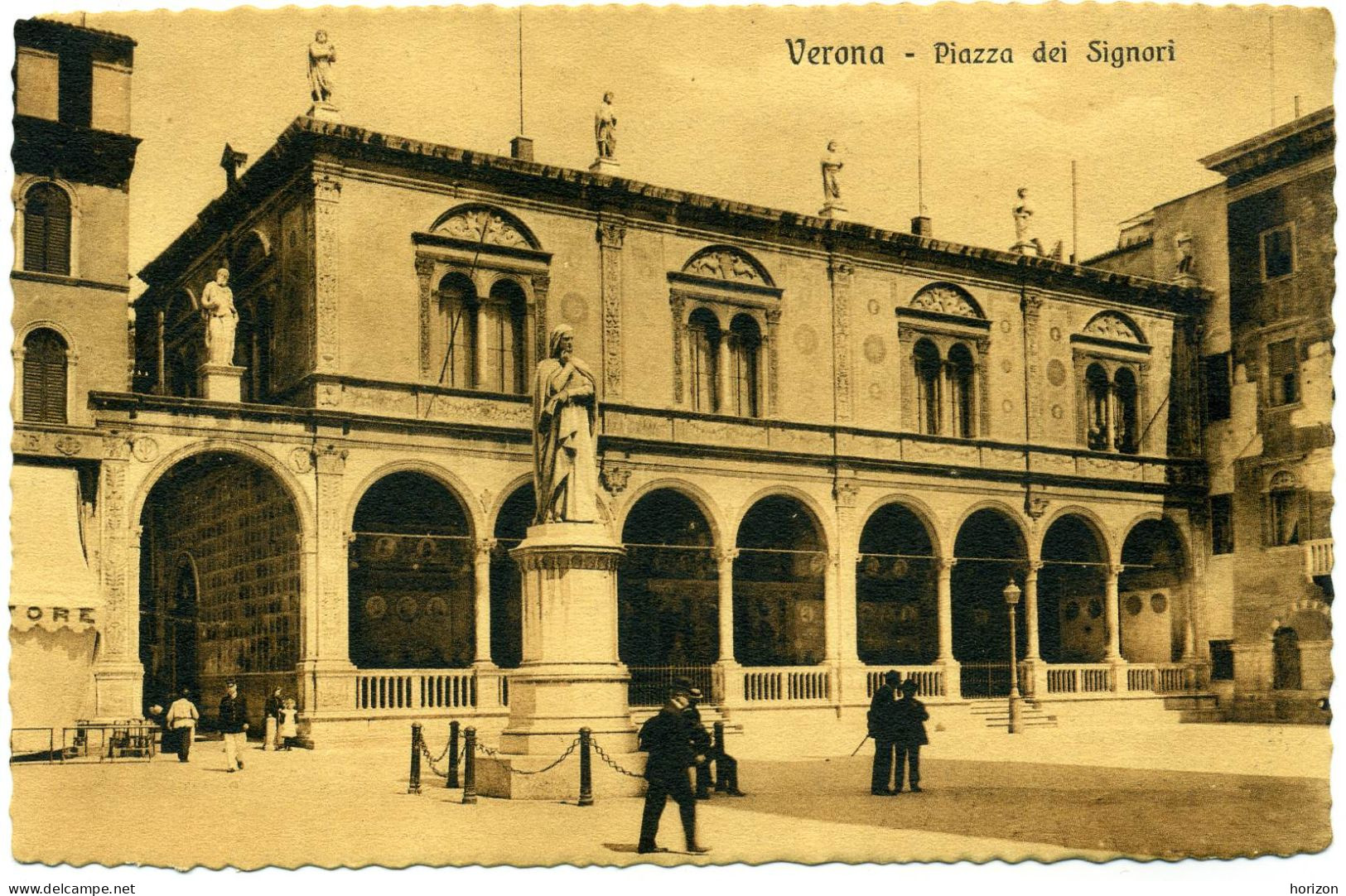 G.690  VERONA - Piazza Dei Signori - Verona