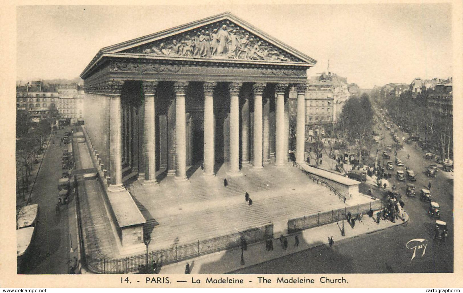 CPA France La Madeleine - Museen