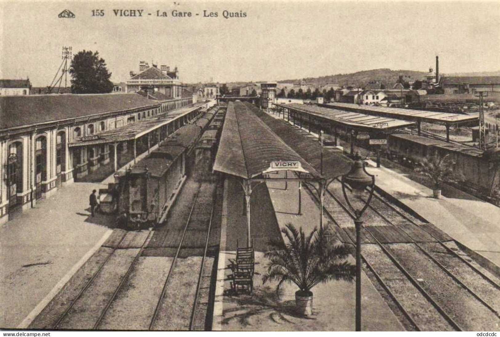 VICHY  La Gare Les Quais RV - Vichy