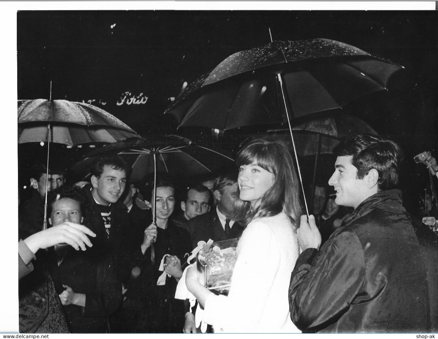 C6285/ Francoise Hardy + J. Cl. Brialy  Pressefoto Foto 27,5 X 21 Cm 1963 - Otros & Sin Clasificación