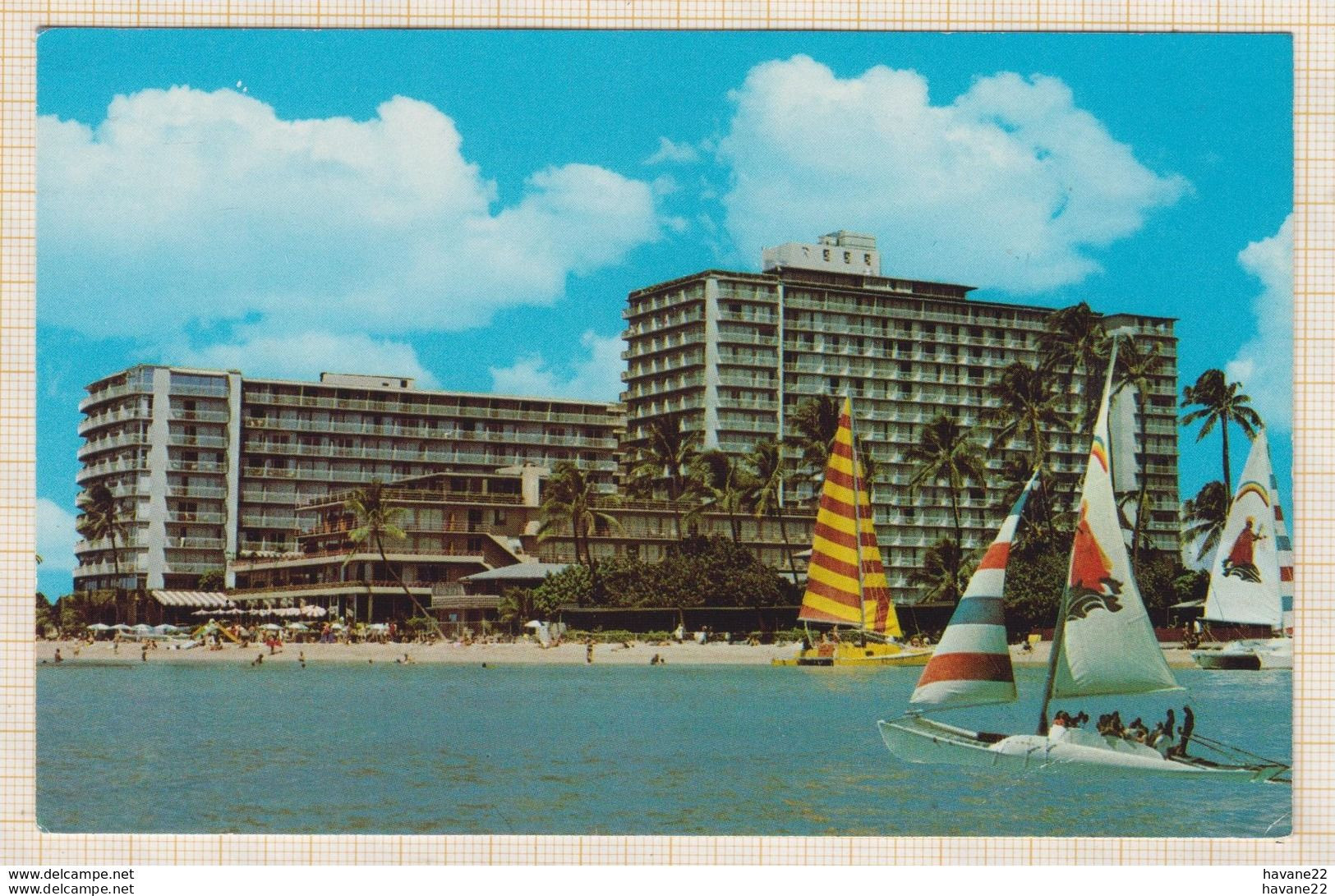 8AK3991 THE REEF HOTEL WAIKIKI BEACH  2 SCANS - Other & Unclassified