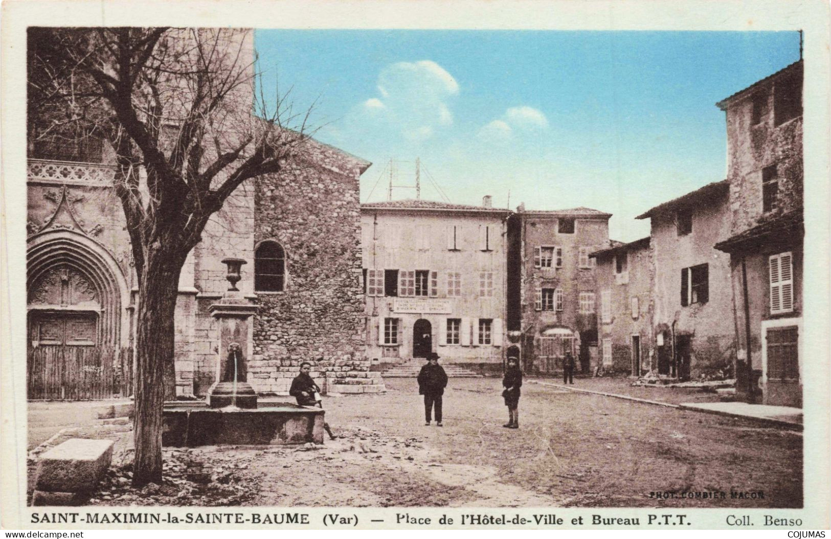 83 - SAINT MAXIMIN LA SAINTE BAUME _S28749_ Place De L'Hôtel De Ville Et Bureau PTT - Saint-Maximin-la-Sainte-Baume