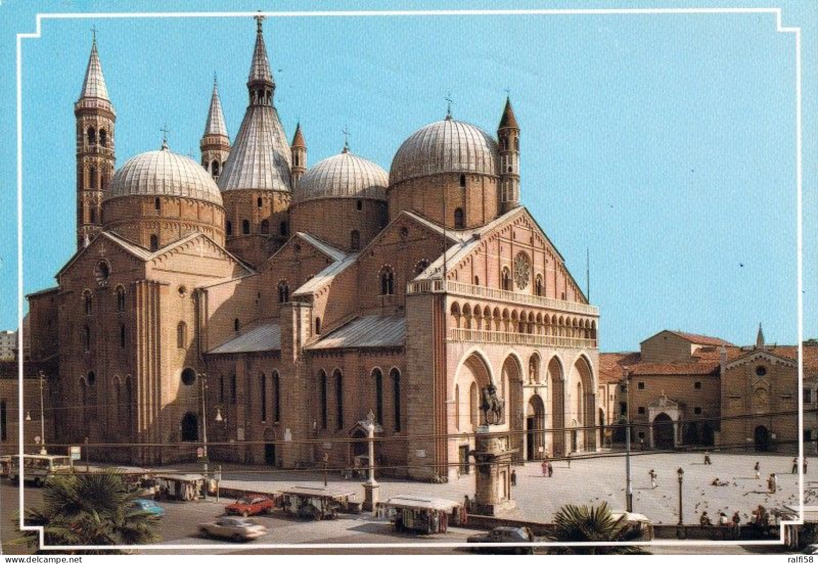 3 AK Italien * Padua - Basilika Des Heiligen Antonius - Die 2 Innenansichten Zeigen Den Altar Des Heiligen Antonius * - Padova