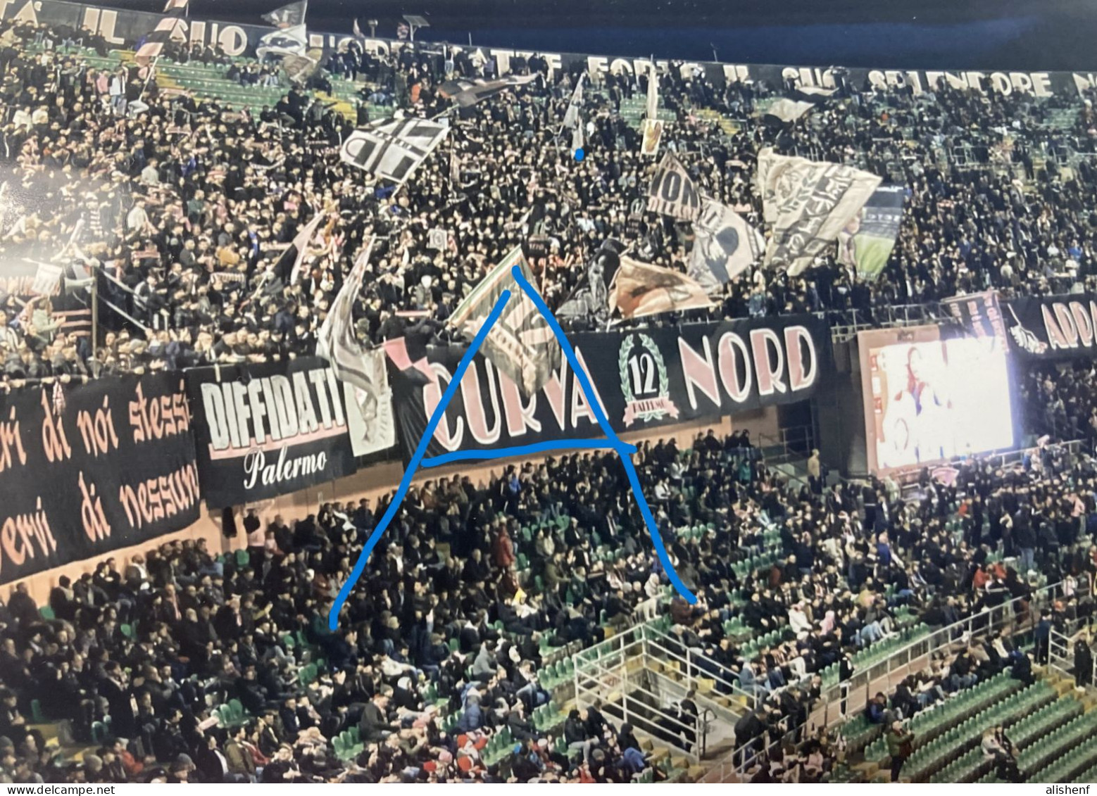 Palermo Venezia Campionato Serie B 2024/25 Ultras Curva Nord Football Supporters - Deportes