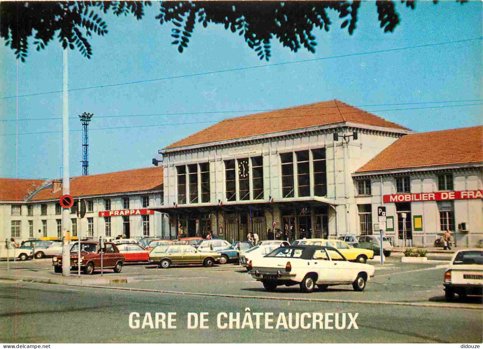 Trains - Gares Sans Trains - Saint Etienne - Gare De Chateaucreux - Automobiles - CPM - Voir Scans Recto-Verso - Stations Without Trains