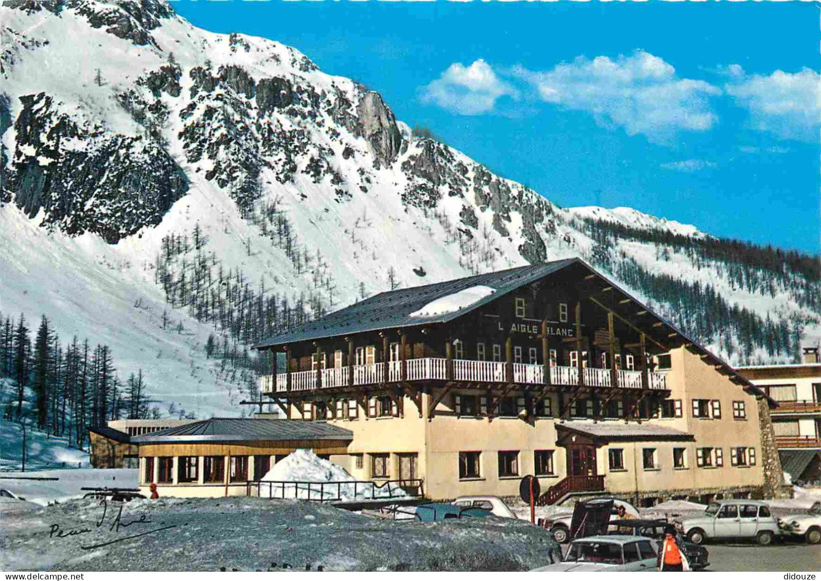 73 - Val D'Isère - Chalet L'Aigle Blanc - Au Fond Les Pistes De Derrière Bellevarde - Automobiles - Carte Dentelée - CPS - Val D'Isere