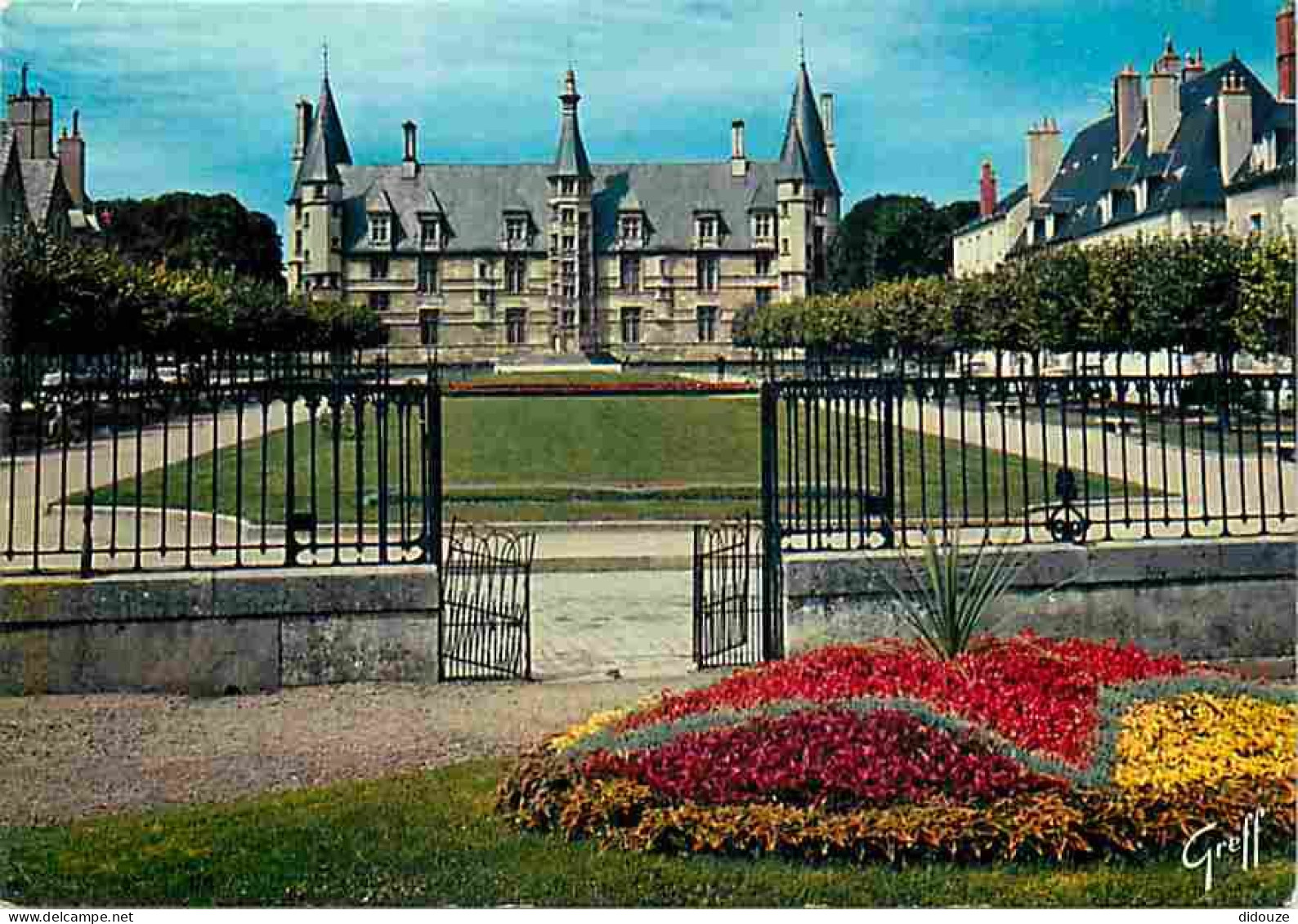 58 - Nevers - Le Palais Ducal - Fleurs - Grilles En Fer Forgé - Flamme Postale - CPM - Voir Scans Recto-Verso - Nevers
