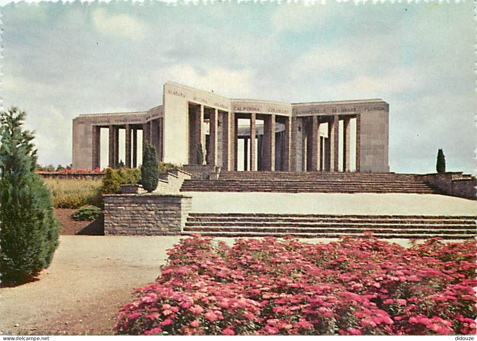 Belgique - Bastogne - Mémorial Aux Américains Mardasson - Fleurs - Carte Neuve - CPM - Voir Scans Recto-Verso - Bastogne