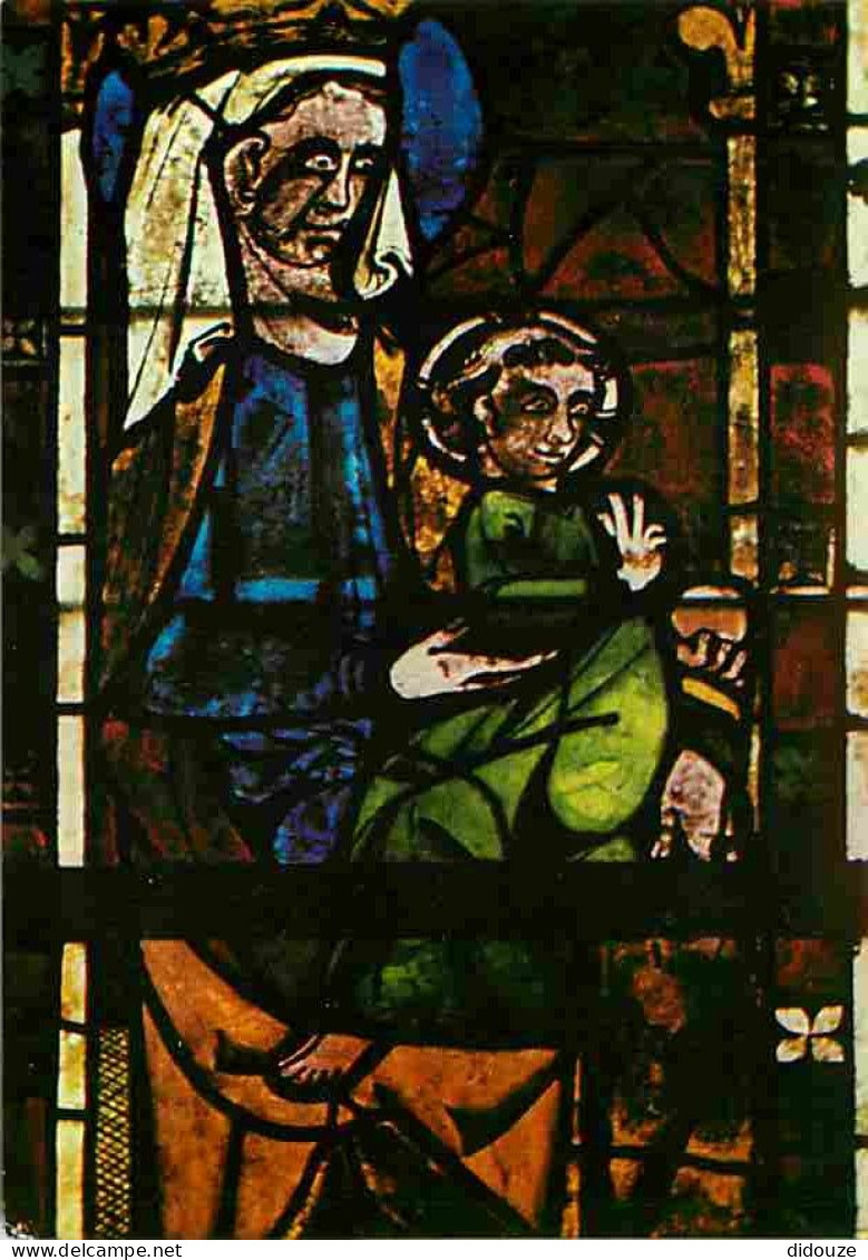 Art - Vitraux Religieux - Sees - La Cathédrale - Vierge Et L'enfant - Choeur  - CPM - Voir Scans Recto-Verso - Schilderijen, Gebrandschilderd Glas En Beeldjes