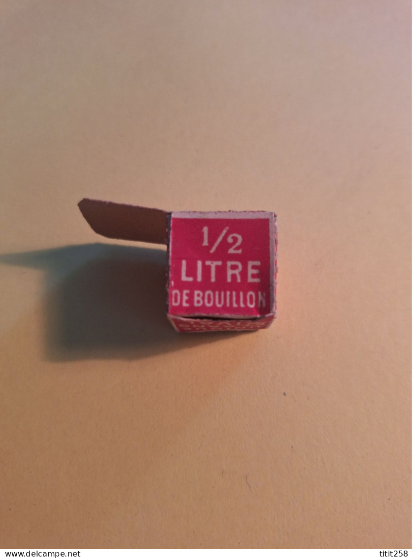 Ancienne Petite Boîte Carton Dose 1/2 L De BOUILLON KUB - Boxes