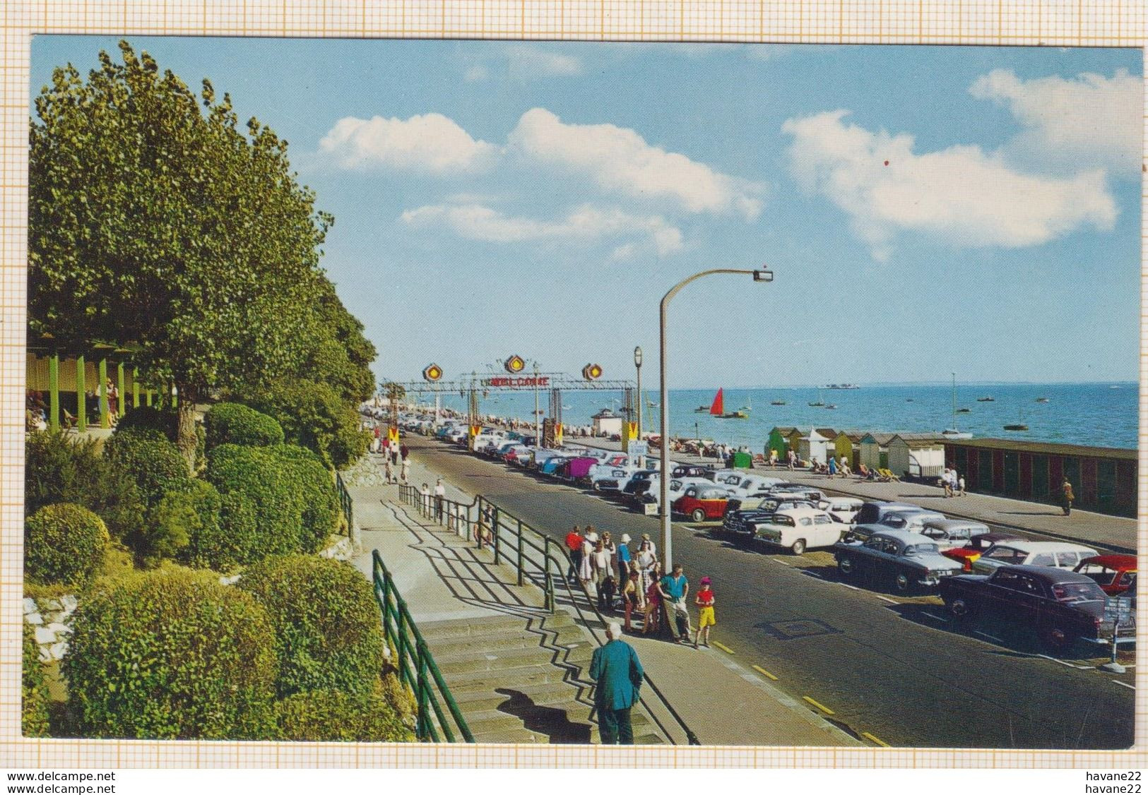 8AK4021 WESTERN PARADE AND CLIFF GARDENS WESTCLIFF ON SEA VOITURES  2 SCANS - Otros & Sin Clasificación