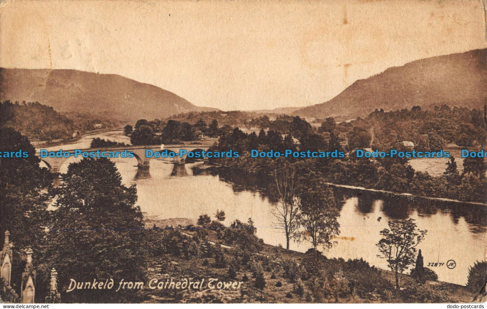 R042486 Dunkeld From Cathedral Tower. Valentine. No 32871. 1919 - World