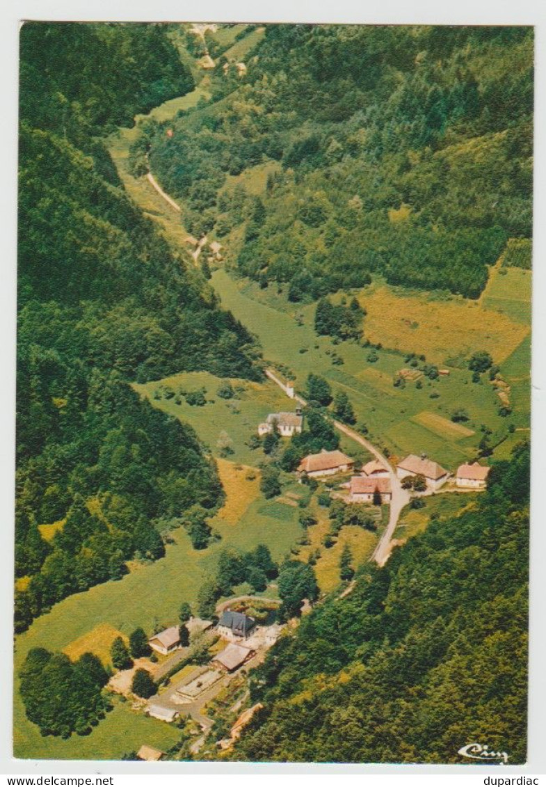 68 - Haut Rhin / SAINTE CROIX AUX MINES -- Vue Aérienne. Grand Rombach. - Sainte-Croix-aux-Mines