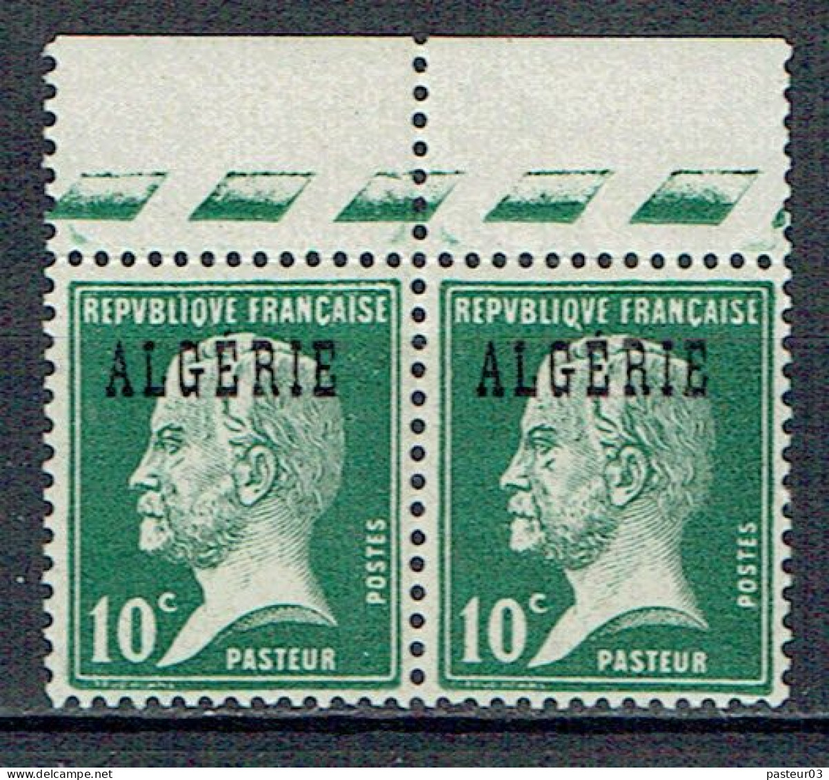16 Algérie  Pasteur 10 C. Vert Paire Haut De Feuille  Quelques Petites Adhérences - Ongebruikt