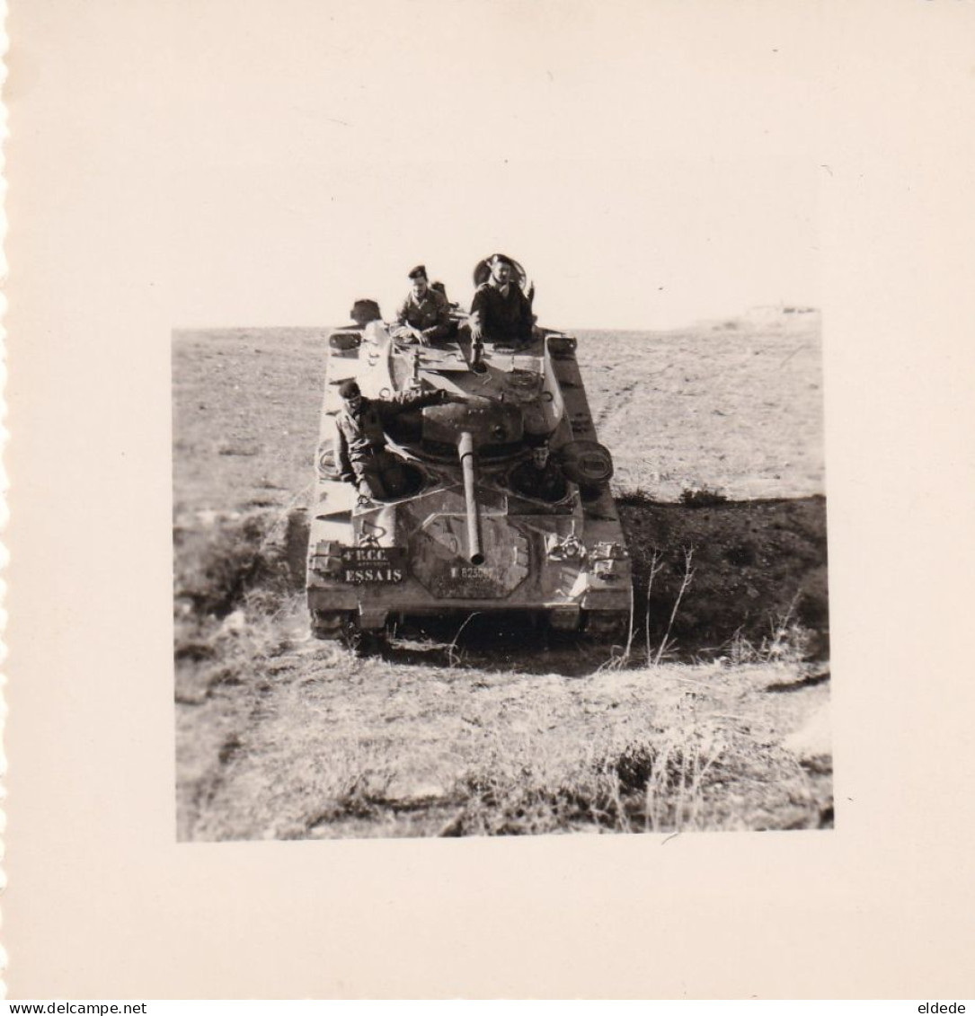 Photo Guerre Algerie Militaire Du 4 Eme R.C.C.  Char Combat Essais - Afrika