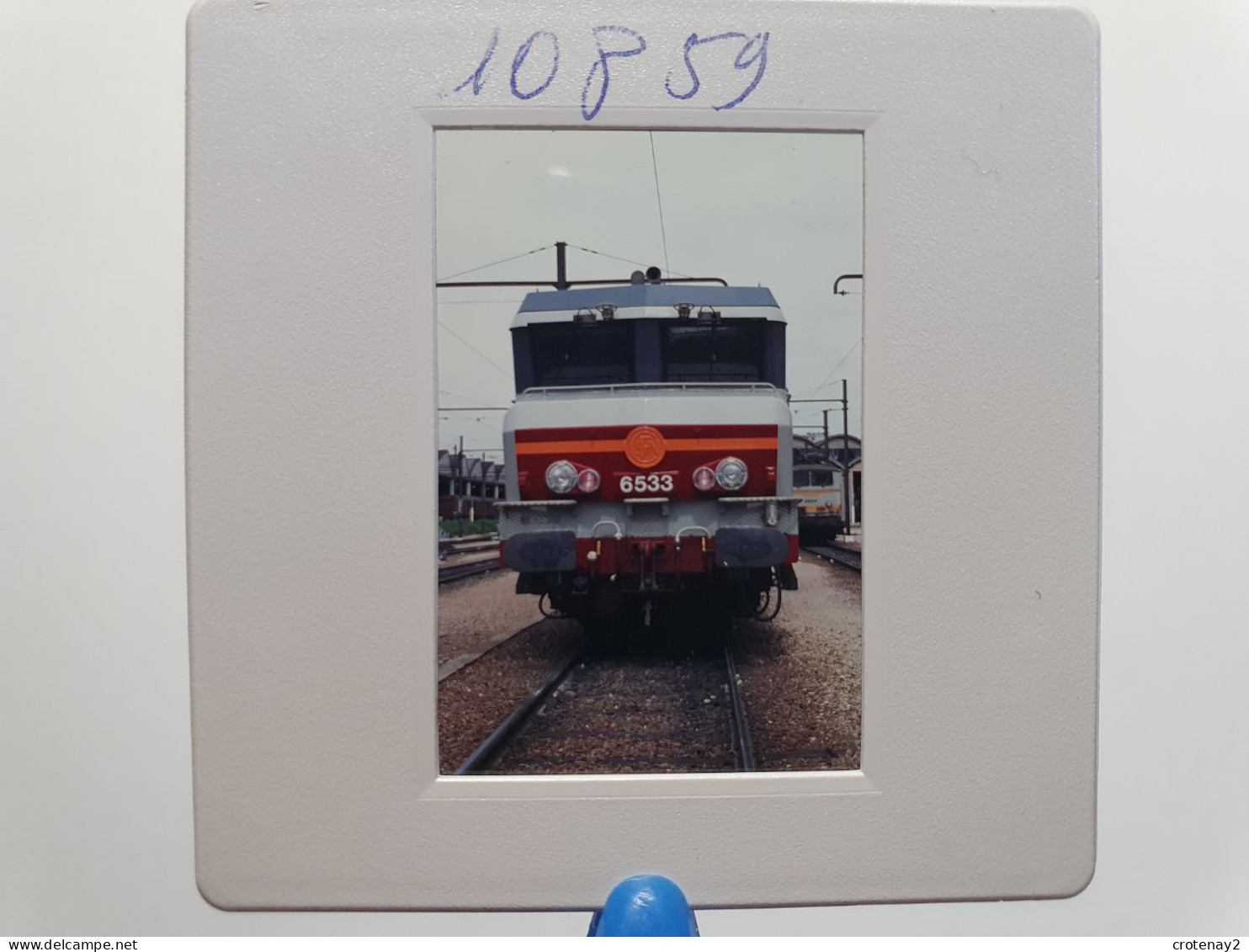 Photo Diapo Diapositive Slide TRAIN Wagon Loco Locomotive Electrique SNCF 6533 De Face Le 24/05/1993 VOIR ZOOM - Dias