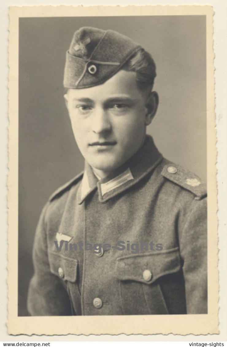 WW2: Handsome Young German Soldier In Uniform *3 (Vintage RPPC 1930s/1940s) - Personen