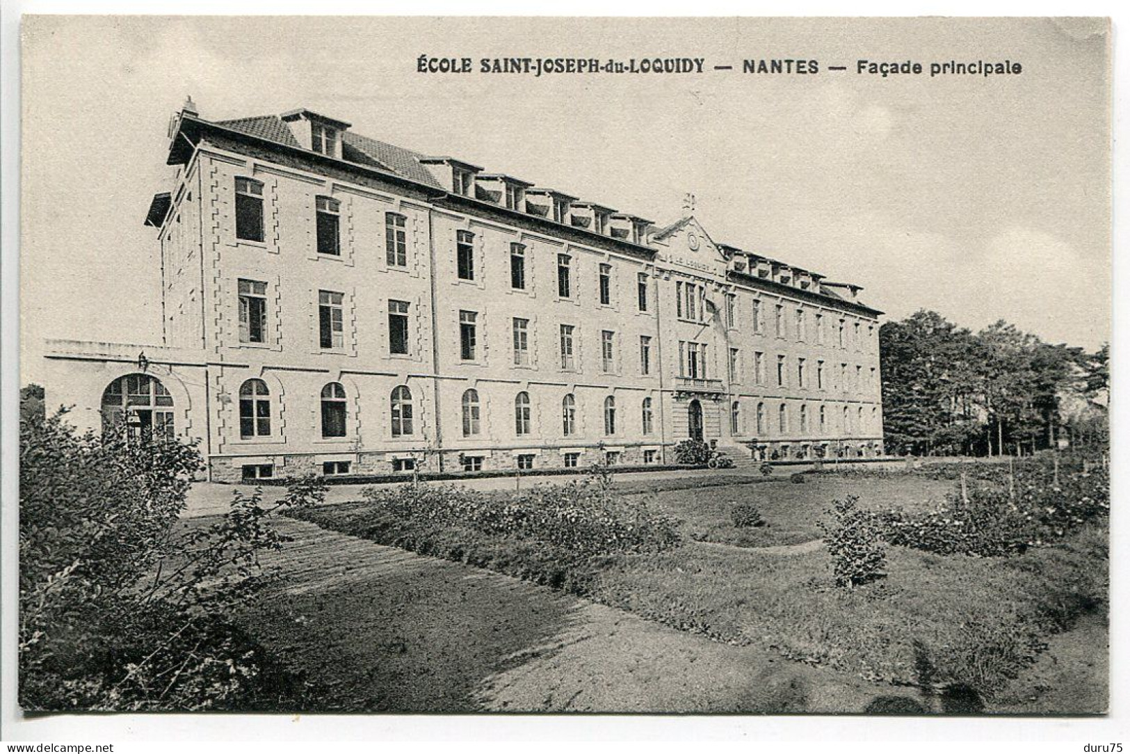 CPA Non écrite * NANTES École Saint Joseph De Loquidy  Façade Principale - Nantes