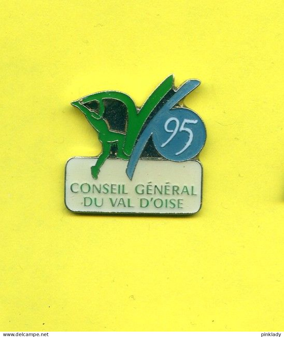 Rare Pins Conseil General Du Val D'oise 95 H192 - Administration