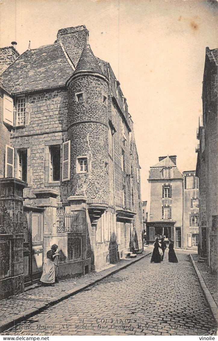 P-24-Mi-Is-1301 : COUTANCES. RUE GEOFFROY-HERBERT. COLLECTIONS ND PHOT - Coutances