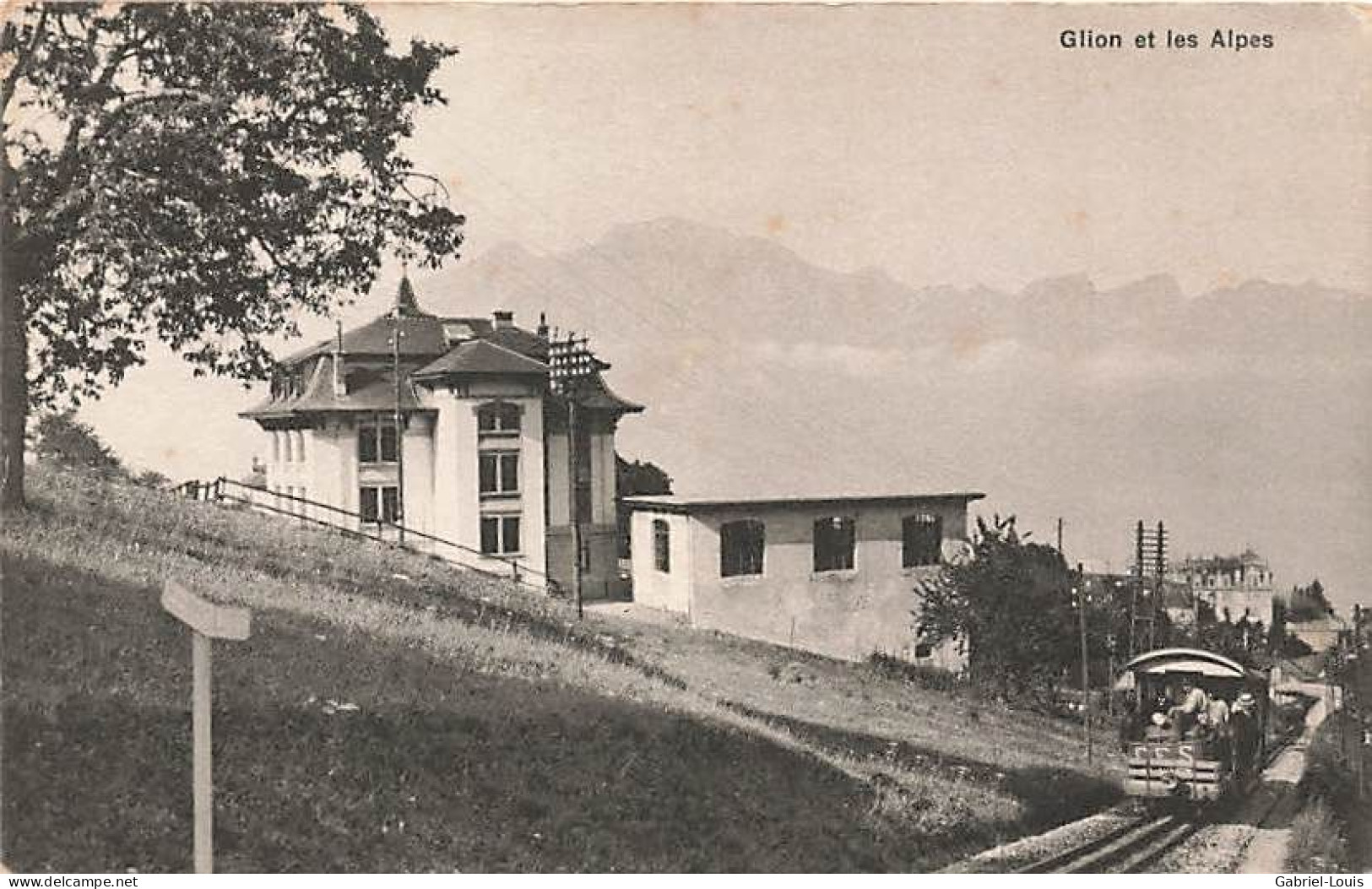 Glion Et Les Alpes Avec Le Train Des Rochers De Naye Sur Montreux  ( 10x 15) - Montreux