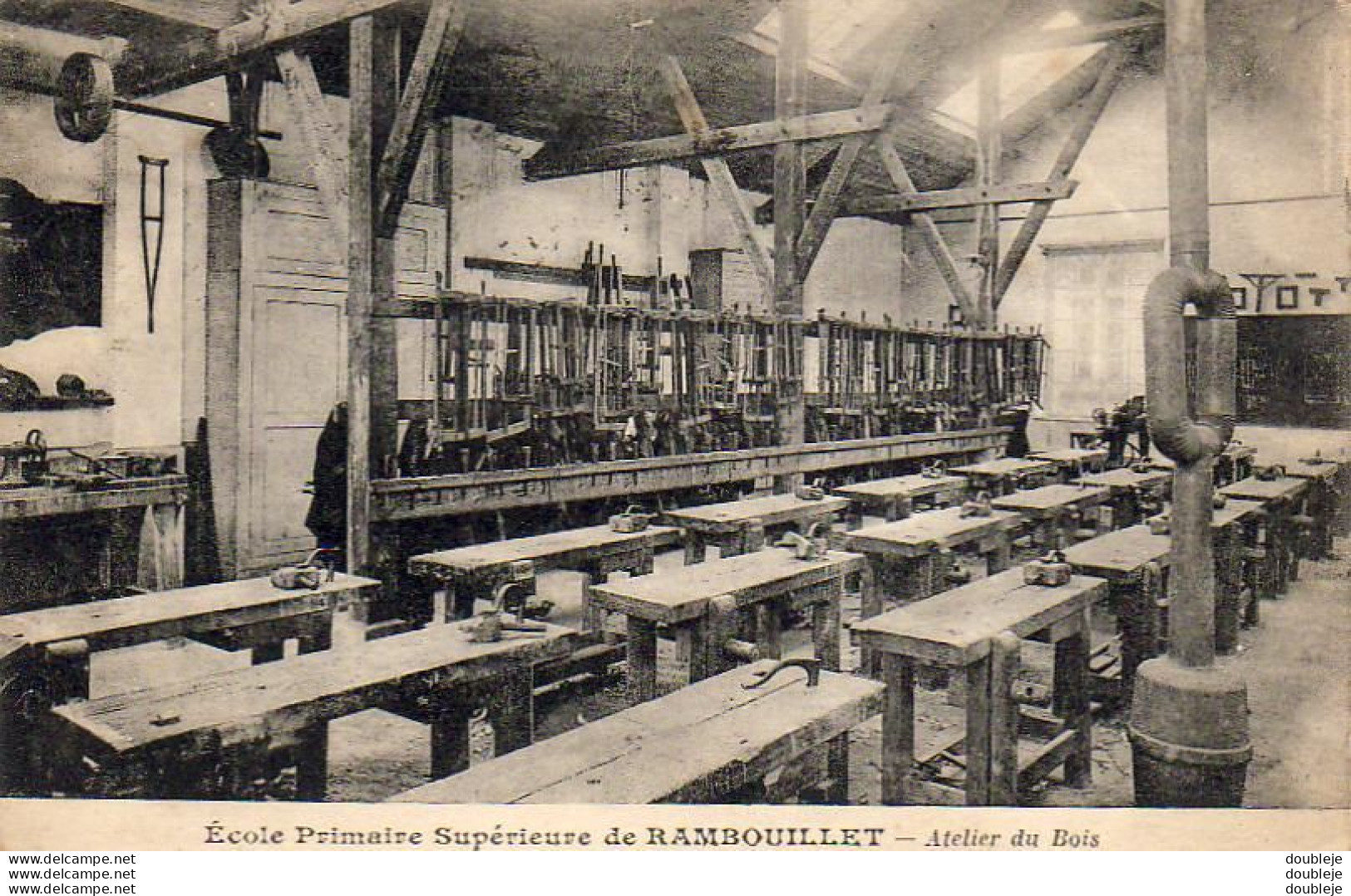 D78   RAMBOUILLET   École Primaire Supérieure   Atelier Du Bois - Rambouillet