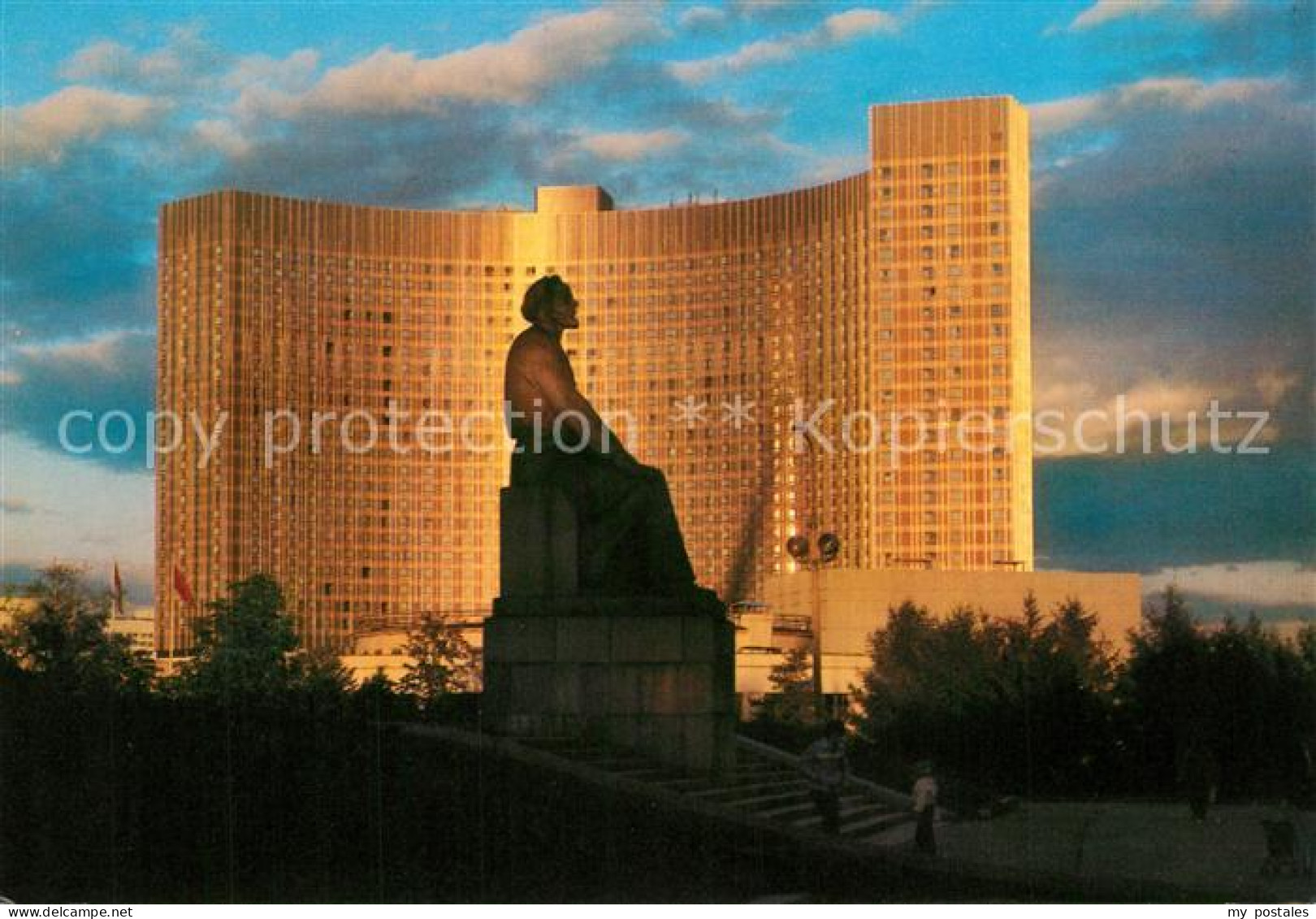 73224136 Moscow Moskva Cosmos Hotel Monument Moscow Moskva - Russia
