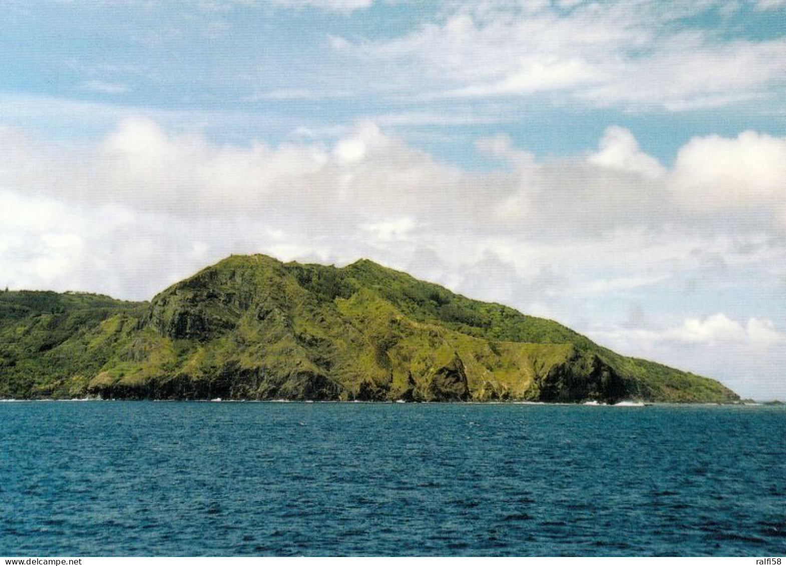 8 AK Pitcairn Island * Ansichten der Insel Pitcairn - dabei auch die Bounty Bay, letzte britische Kronkolonie im Pazifik