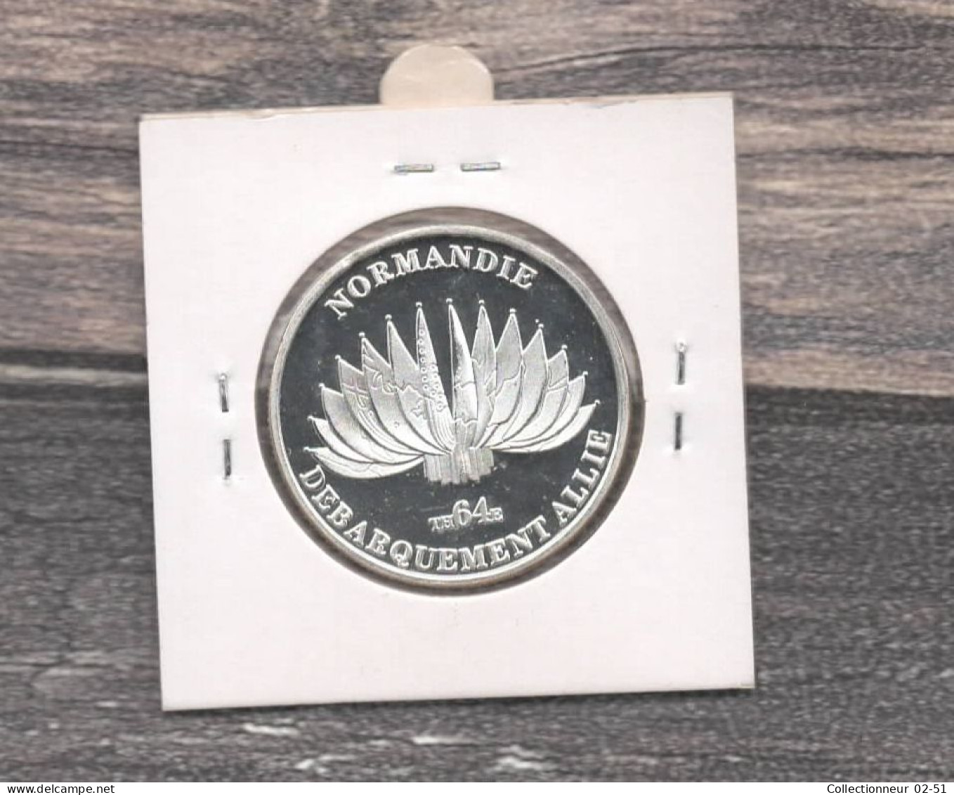 Médaille Souvenirs&Patrimoine : Arromaches Blason (couleur Argent) - Other & Unclassified