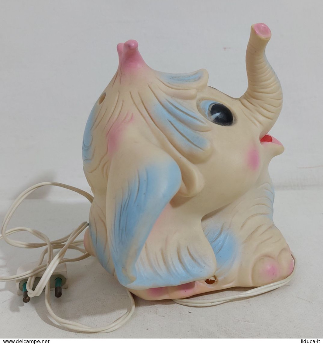 70127 Ledra Plastic Walt Disney - Lampada Elefante - H. 15 Cm - Poupées