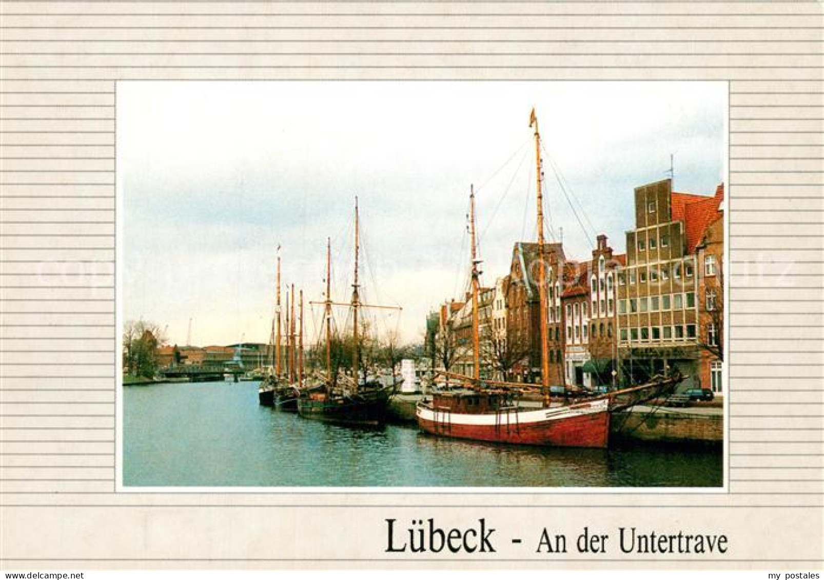 73217184 Luebeck Untertrave Segelschiffe Giebelhaeuser Luebeck - Luebeck