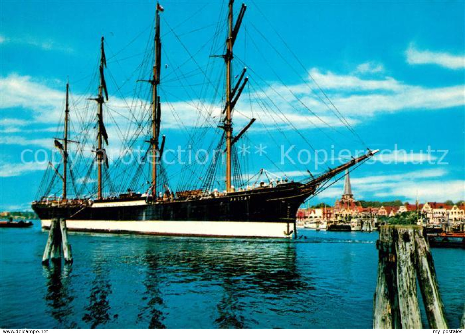 73217181 Travemuende Ostseebad Hafen Mit Segelschulschiff Passat Travemuende Ost - Luebeck