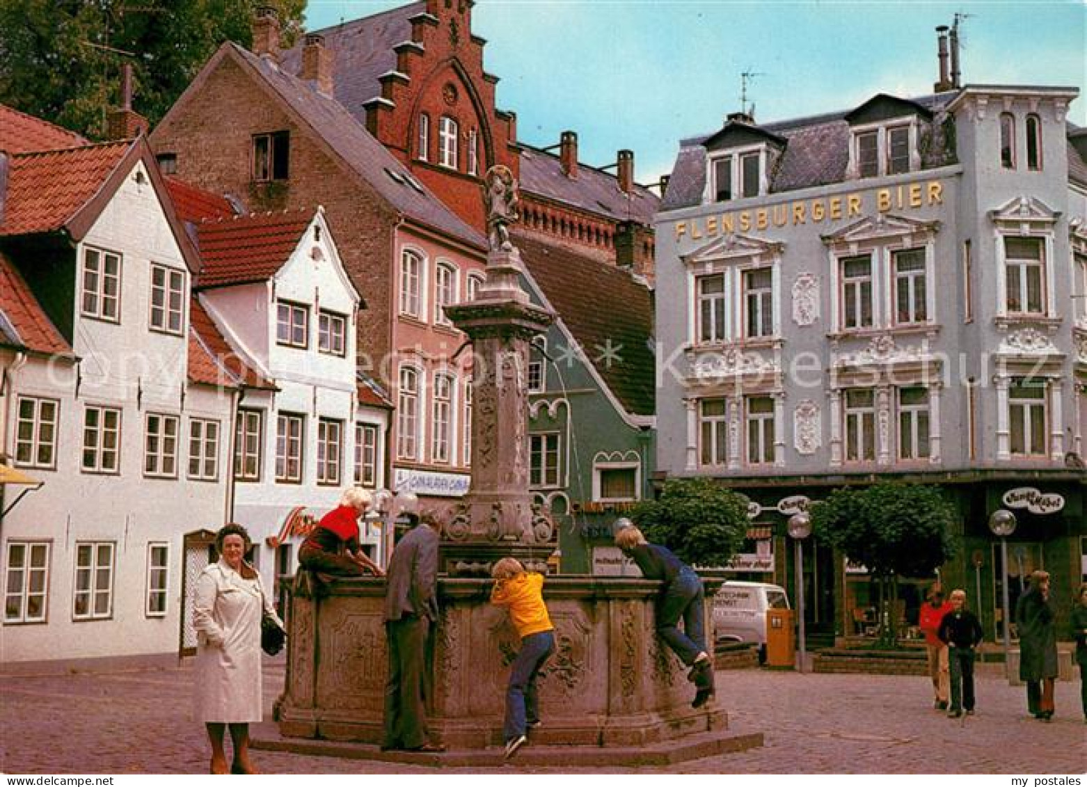 73217084 Flensburg Nordermarkt Neptun Brunnen Flensburg - Flensburg