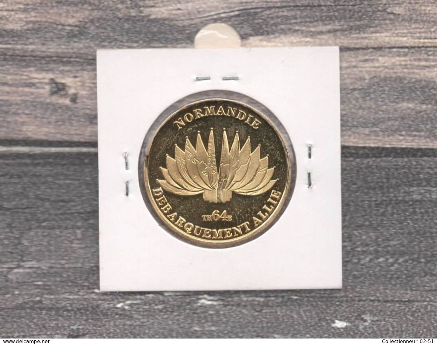 Médaille Souvenirs&Patrimoine : D.Day - Normandie (couleur Or) - Other & Unclassified