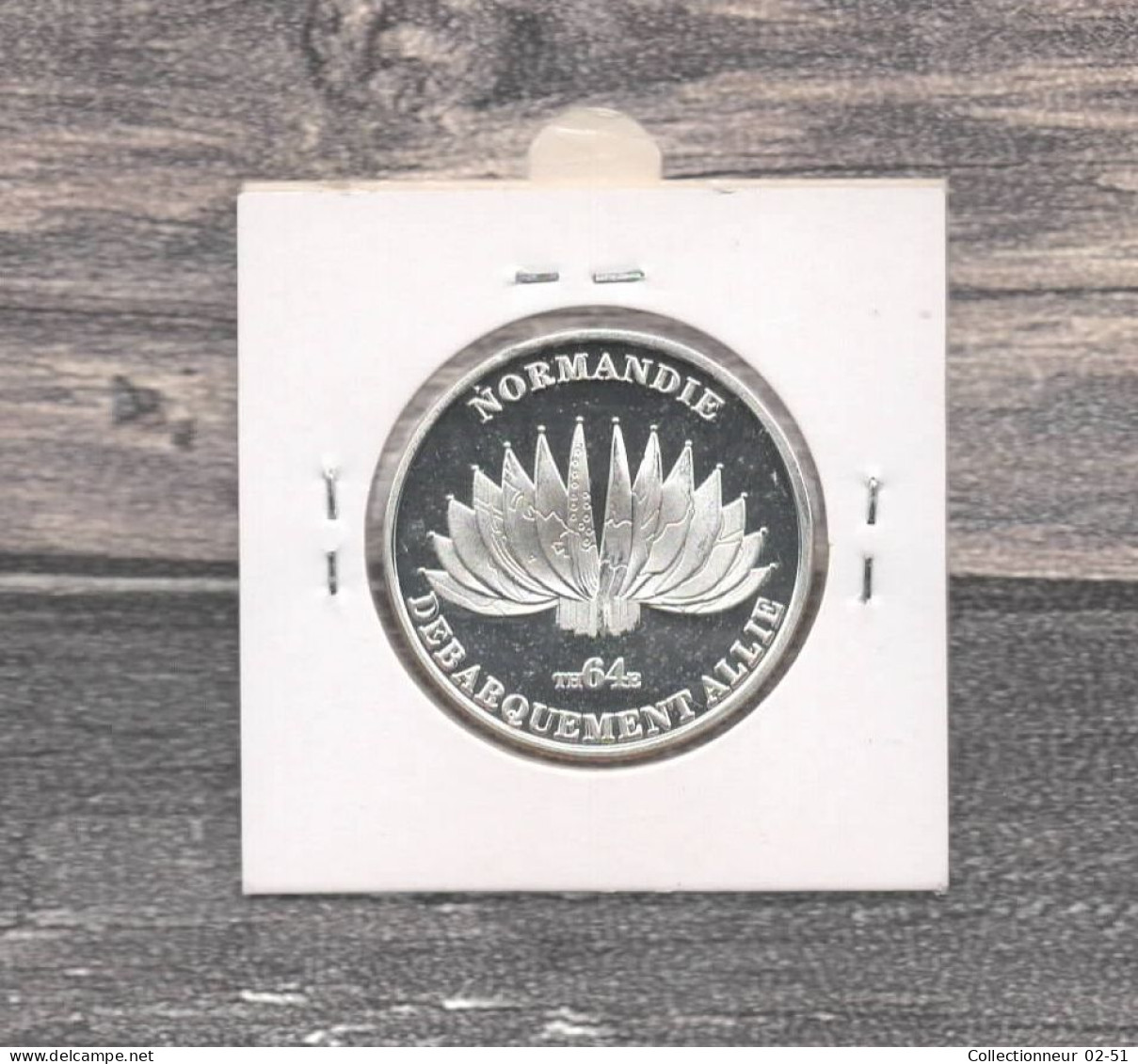 Médaille Souvenirs&Patrimoine : D.Day - Normandie (couleur Argent) - Autres & Non Classés