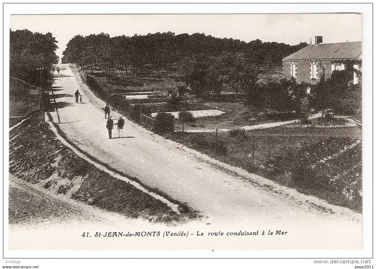 CPA 85 - Vendée - Saint- Jean - De - Monts La Route Conduisant à La Mer - Saint Jean De Monts