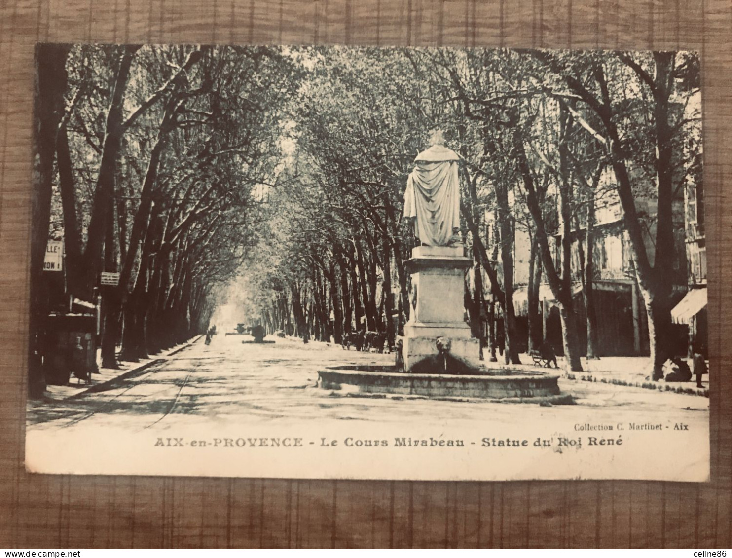 AIX En PROVENCE Le Cours Mirabeau Statue Du Roi René - Aix En Provence